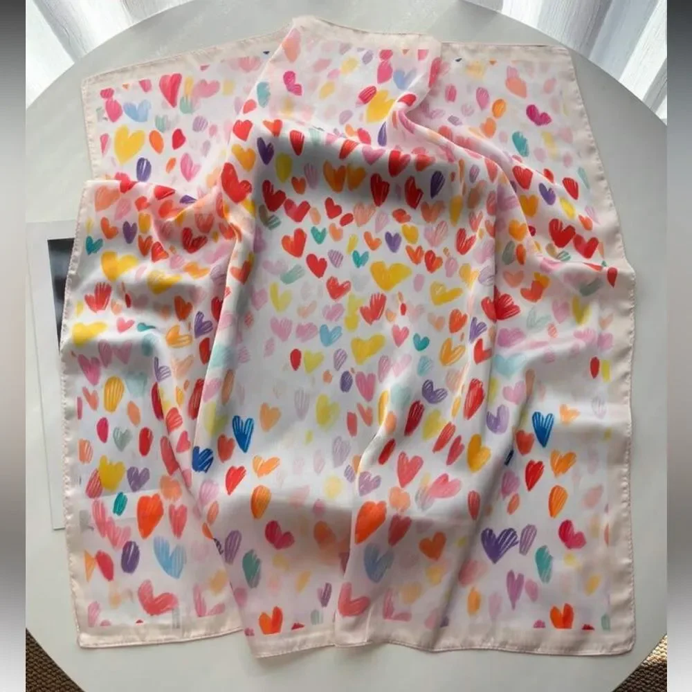 Heart Print Neck N1451